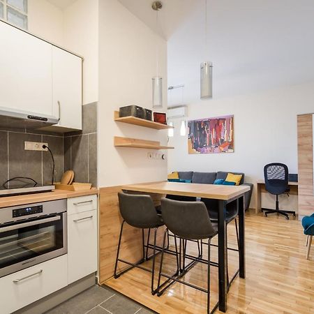 Bpr Blue Paradise Apartment With A/C Budapest Exterior foto